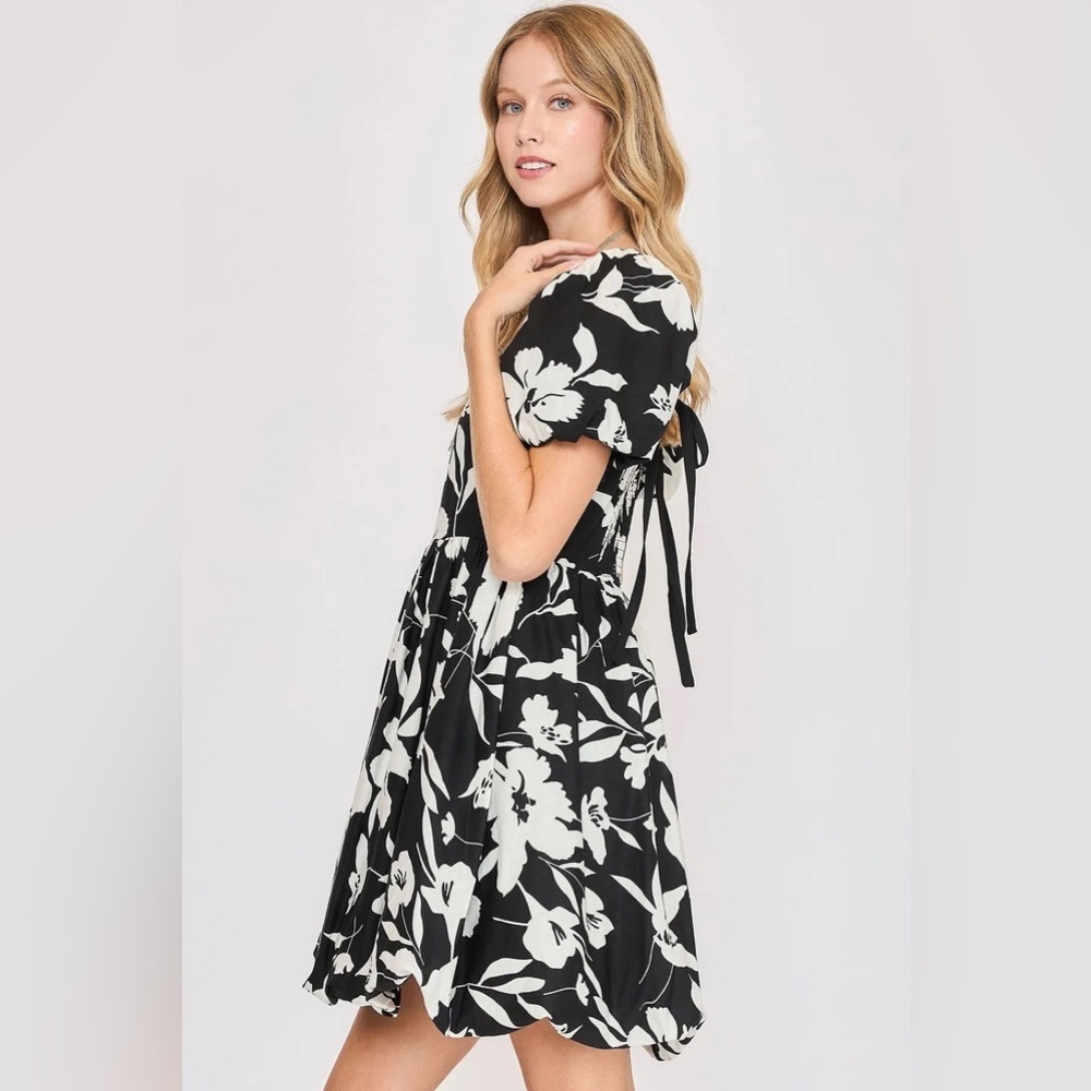 Umgee Floral Black and White Dress - Picture 3 of 7